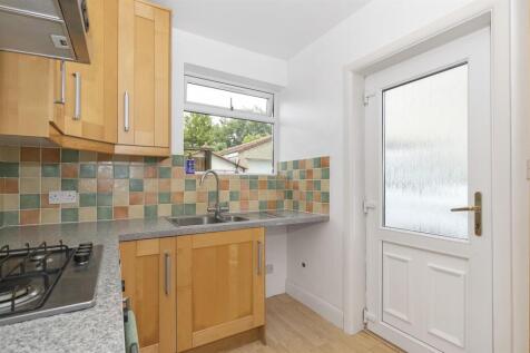 Kitchen 1.jpg