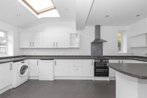 Kitchen 10.jpg