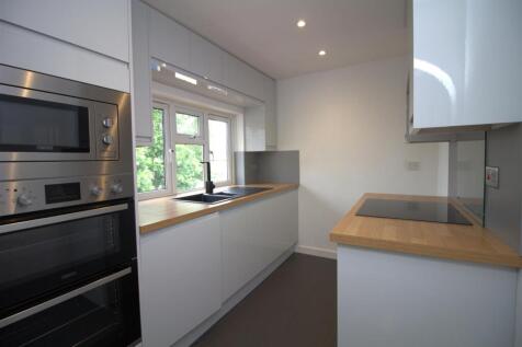 Kitchen 1 Edit.jpg