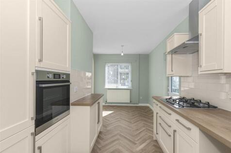 Kitchen 5.jpg