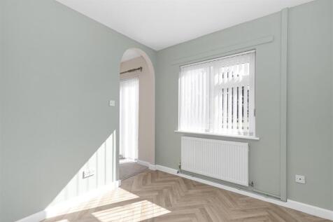 Dining Area.jpg