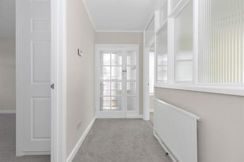 Hallway.jpg