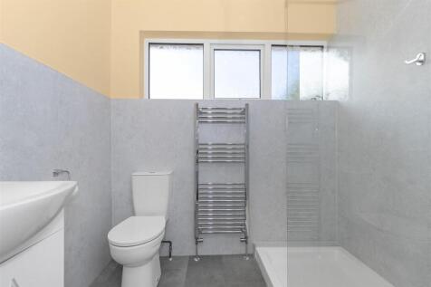 Shower 1.jpg