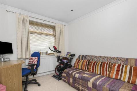 Bedroom 3.jpg
