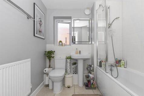 Bath 1.jpg