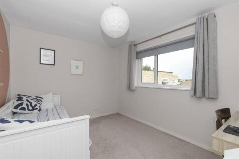 Bedroom 2.jpg