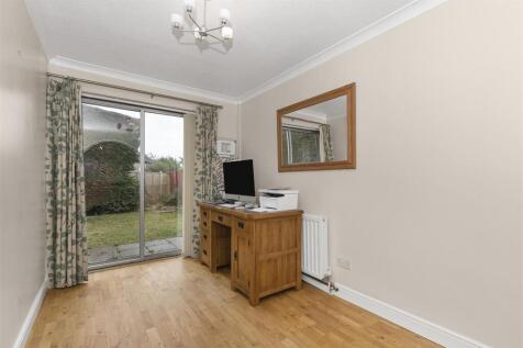 Dining Room.jpg