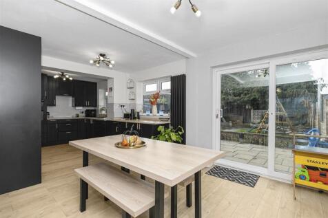 Dining Kitchen.jpg