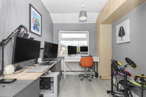 Bedroom 3.jpg