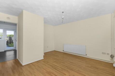 Lounge 3.jpg