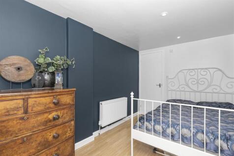 Ground Floor Guest Bedroom.jpg