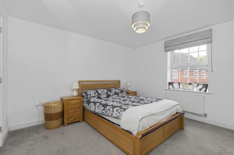 Bedroom 2.jpg