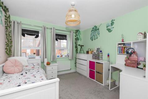 Bedroom 3.jpg