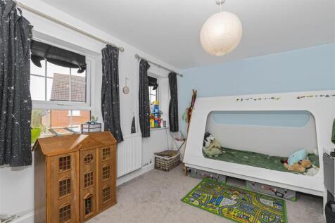 Bedroom 4.jpg