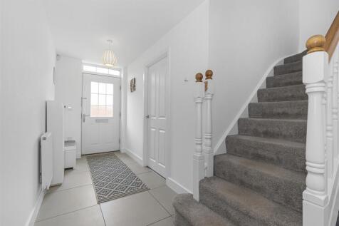 Entrance Hall 2.jpg