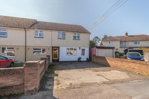 3 Bedroom End-Terrace for Sale