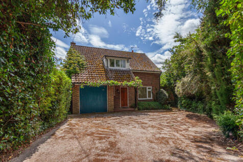 2 Bedroom Detached House for Sale
