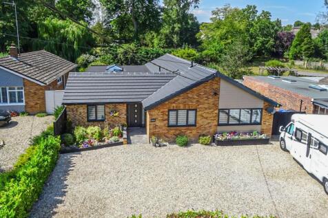 5 Bedroom Detached Bungalow for Sale