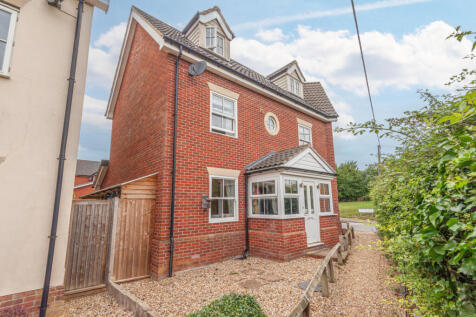 4 Bedroom Semi Detached for Sale