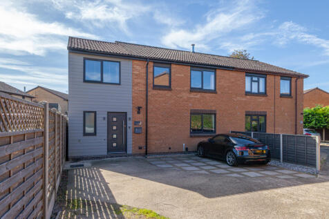 3 Bedroom Semi Detached for Sale