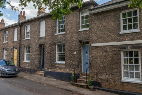 2 Bedroom Terraced for Sale