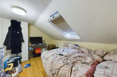 CAM03974G0-PR0061...