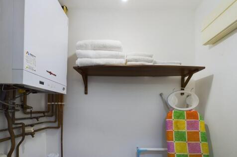 CAM02089G0-PR0415...