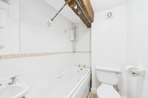 CAM02089G0-PR0584...