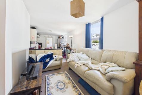 CAM03974G0-PR0149...