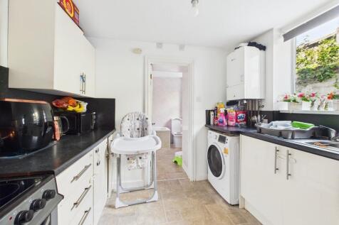 CAM03974G0-PR0149...