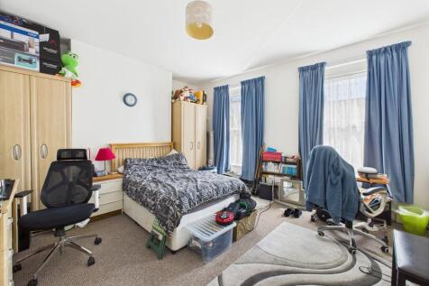 CAM03974G0-PR0149...