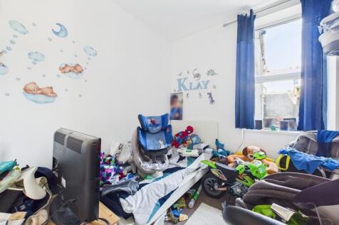 CAM03974G0-PR0149...