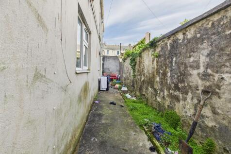 CAM03974G0-PR0149...