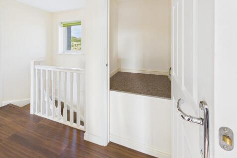 CAM03974G0-PR0221...