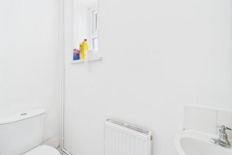 CAM02089G0-PR0502...