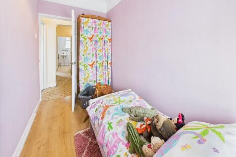 CAM03974G0-PR0173...