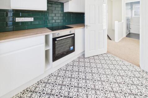 CAM02089G0-PR0607...