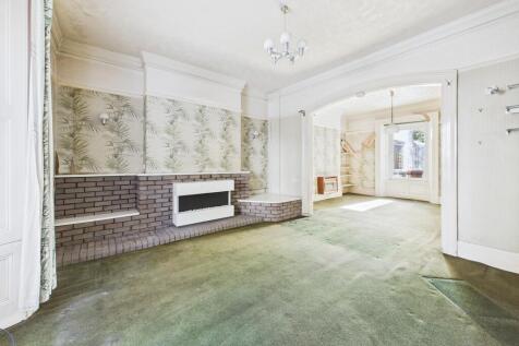 CAM03974G0-PR0215...