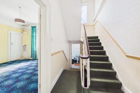 CAM03974G0-PR0215...