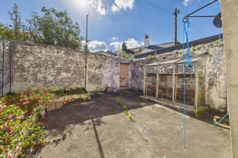 CAM03974G0-PR0215...