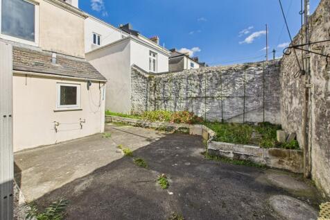 CAM03974G0-PR0215...