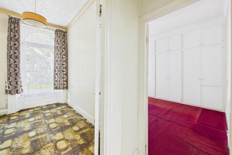 CAM03974G0-PR0215...