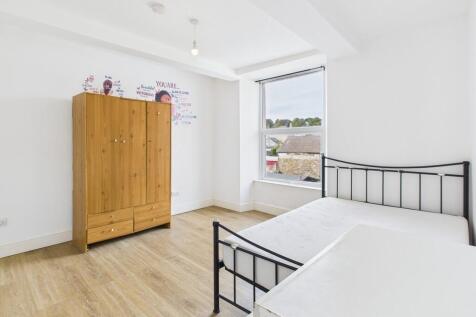 CAM03974G0-PR0216...