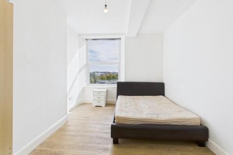 CAM03974G0-PR0216...