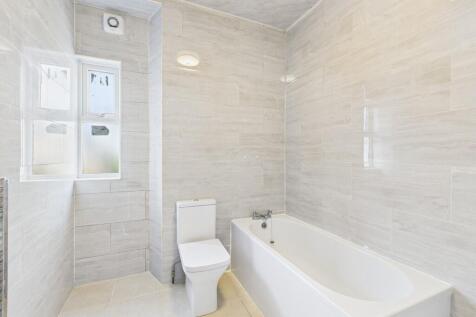 CAM03974G0-PR0216...