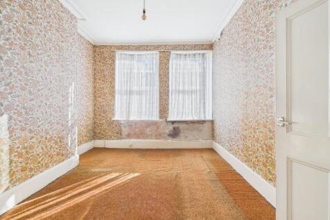 CAM02089G0-PR0587...