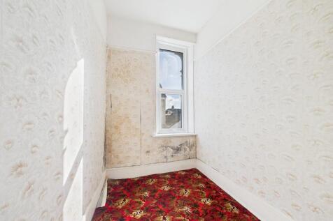 CAM02089G0-PR0587...