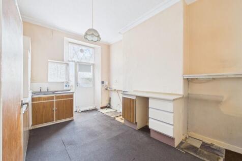 CAM02089G0-PR0587...