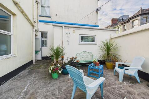 CAM03974G0-PR0224...