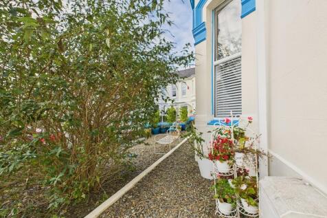 CAM03974G0-PR0224...